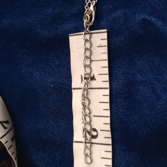 Elegant Multicolor Stone Pendant Necklace - Picture 9 of 11